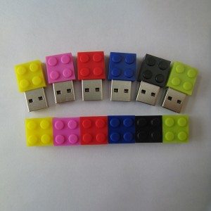 EI-0076 Custom Building Block Flash Drive