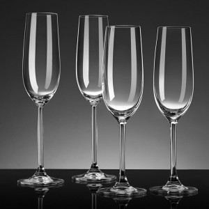 HH-0614 Champagne flutes