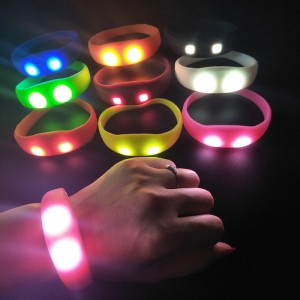 Pulseiras promocionais de silicone LED com logotipo HP-0029