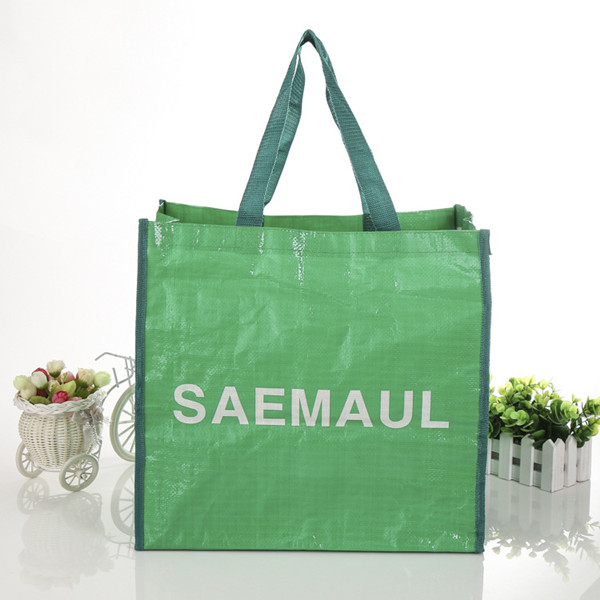 branded laminated shopping bags
