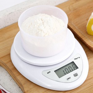 Timbangan dapur digital merek HH-0266