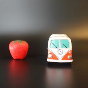 HH-0336 bespoke resin bus ornaments for home