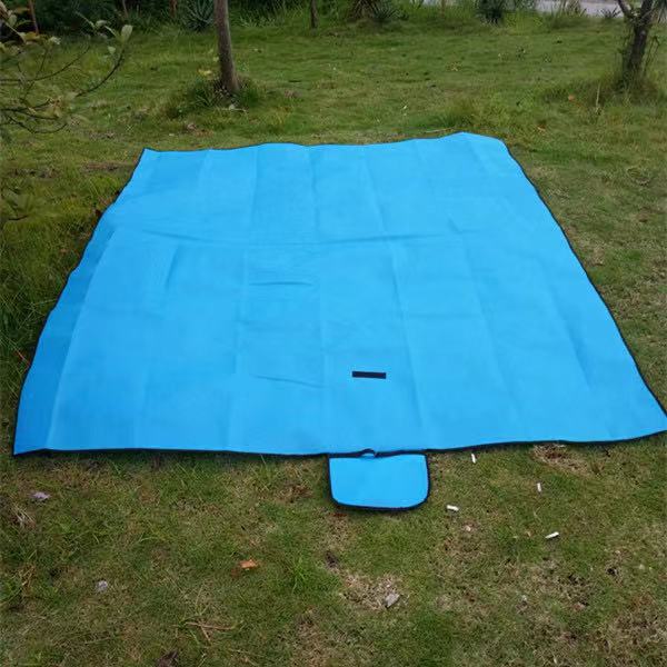 custom foldable picnic mats