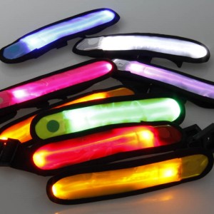 Professional Design China Custom Logo Rechargeable LED Luminous Bracelet for Promotion