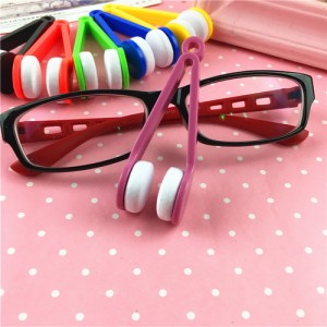LO-0013 Promotional eyeglass brushes